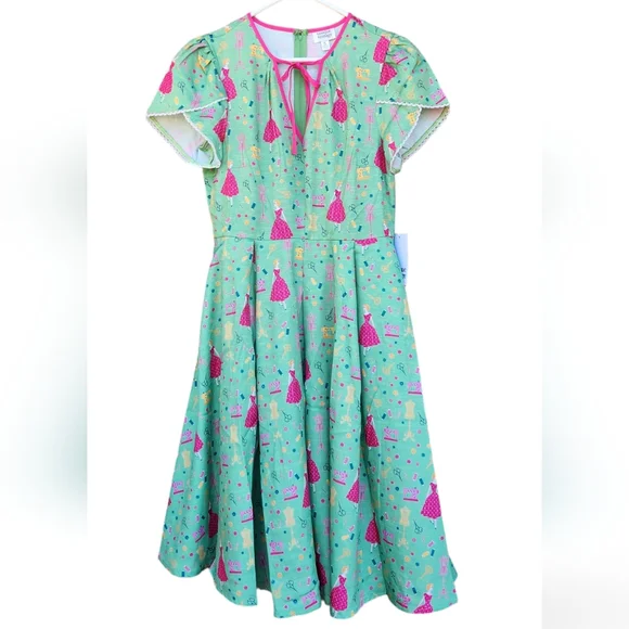 Unique Vintage 1940s Retro Sewing Print Dahlia Swing Dress - Picture 3 of 8